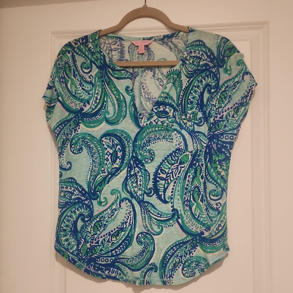 Lilly Pulitzer Womans Flattering Paisley Blue Green Linen Knit Tshirt Cap Sleeve